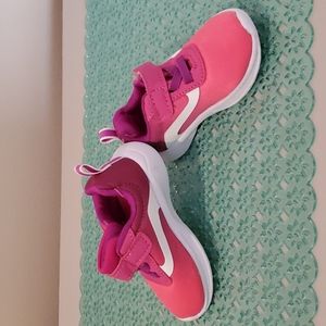 Wonder nation toddler sneakers 👟